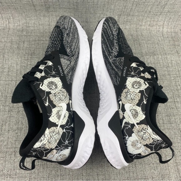 Nike Odyssey React 2 Flyknit FLR Running Shoes Womens 8 Black Floral Trainers - Picture 4 of 4